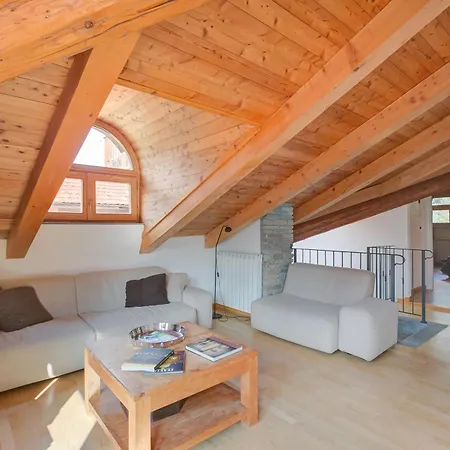 Apartment Sunny Penthouse - Happy