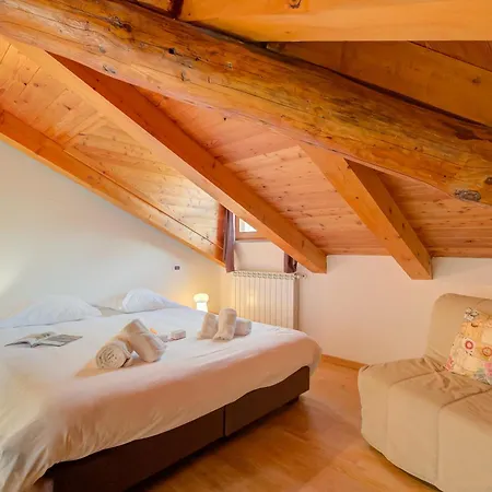 Sunny Penthouse - Happy *