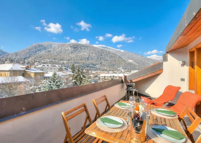 Sunny Penthouse - Happy