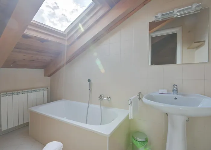 Sunny Penthouse - Happy * Oulx